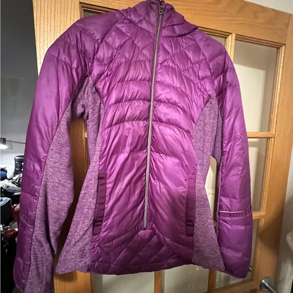 COPY - Lululemon Down For A Run Puffer Jacket Size 8 - Picture 8 of 11